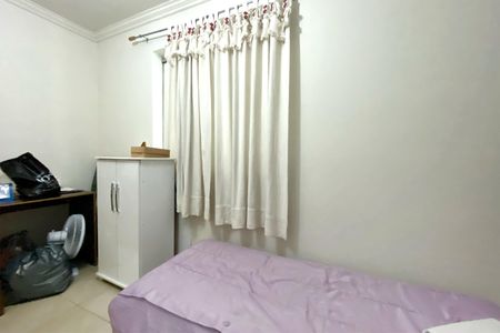 Casa à venda com 385m², 6 quartos e 4 vagasQuarto 4