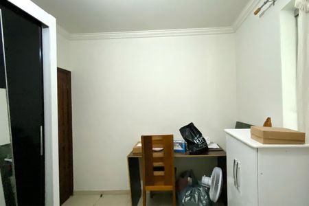 Casa à venda com 385m², 6 quartos e 4 vagasQuarto 4