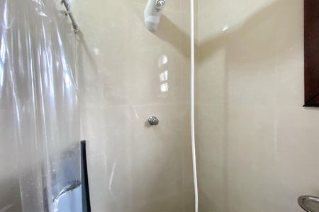 Casa à venda com 385m², 6 quartos e 4 vagasCasa cobertura - Banheiro da Suite