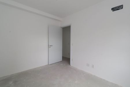 Apartamento à venda com 195m², 4 quartos e 3 vagas Apartamento à venda com 195m², 4 quartos e 3 vagasQuarto 2