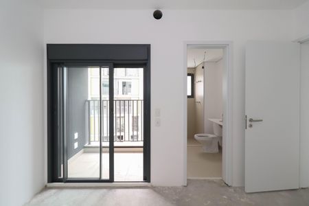 Apartamento à venda com 195m², 4 quartos e 3 vagas Apartamento à venda com 195m², 4 quartos e 3 vagasSuíte 2