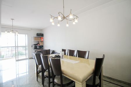 Apartamento para alugar com 147m², 3 quartos e 3 vagasSala