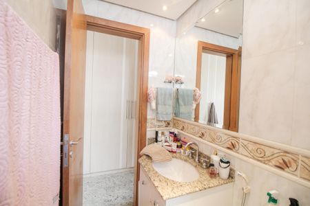 Apartamento para alugar com 147m², 3 quartos e 3 vagasBanheiro Quarto Suíte 1