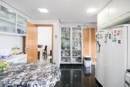 Apartamento para alugar com 147m², 3 quartos e 3 vagasCozinha 
