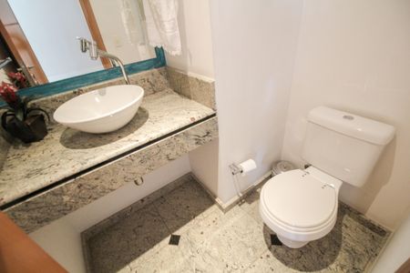 Apartamento para alugar com 147m², 3 quartos e 3 vagasLavabo 