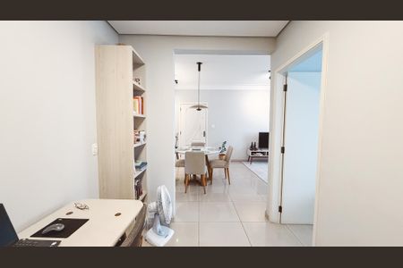 Apartamento à venda com 60m², 2 quartos e 1 vagaEscritório