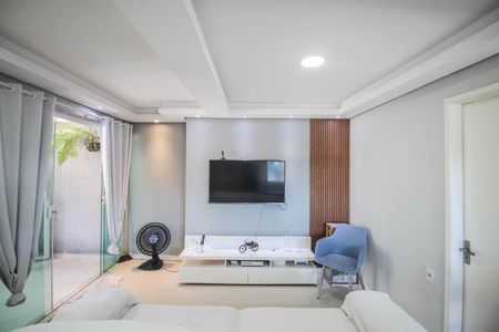 Casa para alugar com 60m², 2 quartos e sem vaga Casa para alugar com 60m², 2 quartos e sem vagaSala