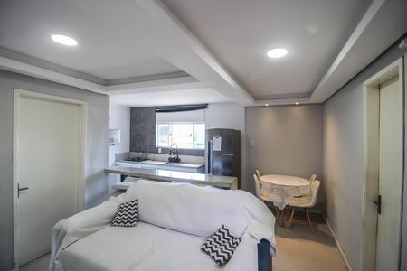 Casa para alugar com 60m², 2 quartos e sem vaga Casa para alugar com 60m², 2 quartos e sem vagaSala