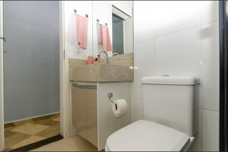 Casa para alugar com 240m², 3 quartos e 2 vagasBanheiro