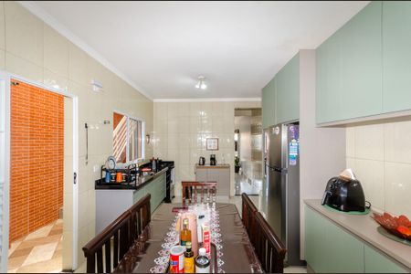 Casa para alugar com 240m², 3 quartos e 2 vagasCozinha