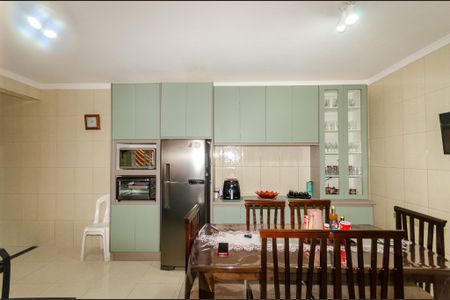 Casa para alugar com 240m², 3 quartos e 2 vagasCozinha