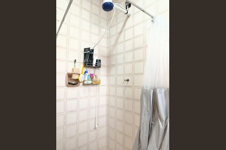 Casa à venda com 199m², 2 quartos e 2 vagasBanheiro