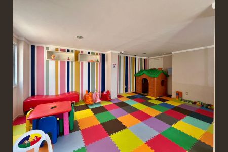 Apartamento para alugar com 134m², 3 quartos e 2 vagas Apartamento para alugar com 134m², 3 quartos e 2 vagasÁrea comum - Brinquedoteca