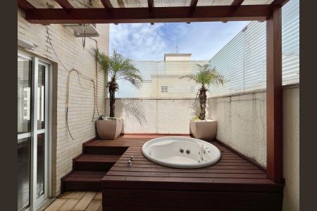 Apartamento para alugar com 134m², 3 quartos e 2 vagas Apartamento para alugar com 134m², 3 quartos e 2 vagasÁrea de Serviço