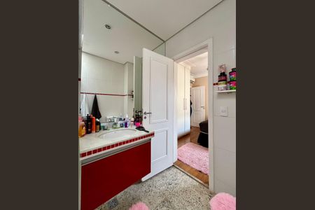 Apartamento para alugar com 134m², 3 quartos e 2 vagas Apartamento para alugar com 134m², 3 quartos e 2 vagasBanheiro da Suíte 2