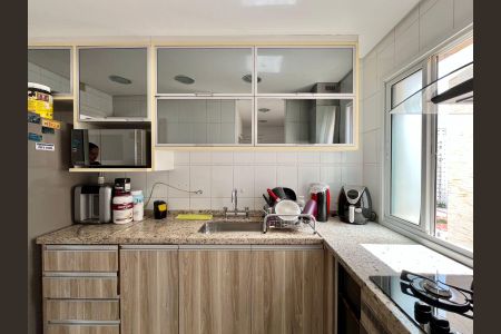 Apartamento para alugar com 134m², 3 quartos e 2 vagas Apartamento para alugar com 134m², 3 quartos e 2 vagasCozinha