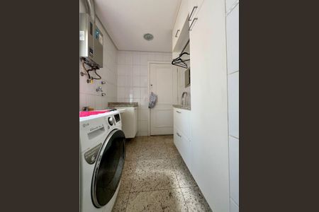 Apartamento para alugar com 134m², 3 quartos e 2 vagas Apartamento para alugar com 134m², 3 quartos e 2 vagasÁrea de Serviço