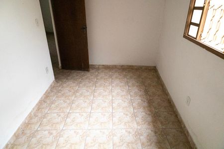 Quarto 1 de casa para alugar com 2 quartos, 250m² em Piratininga, Belo Horizonte