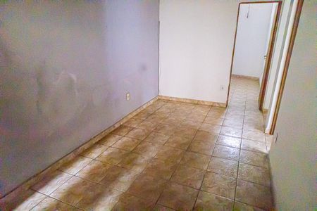 Sala de casa para alugar com 2 quartos, 250m² em Piratininga, Belo Horizonte