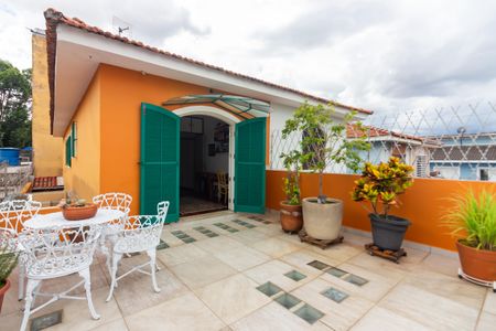 Casa à venda com 162m², 3 quartos e 2 vagasVaranda 