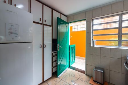 Casa à venda com 162m², 3 quartos e 2 vagasCozinha 