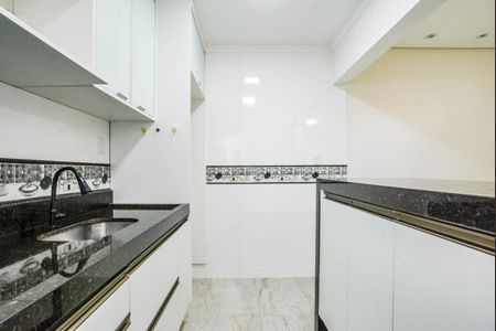 Apartamento para alugar com 58m², 2 quartos e 2 vagasCozinha