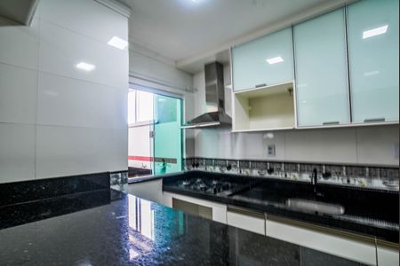 Apartamento para alugar com 58m², 2 quartos e 2 vagasCozinha