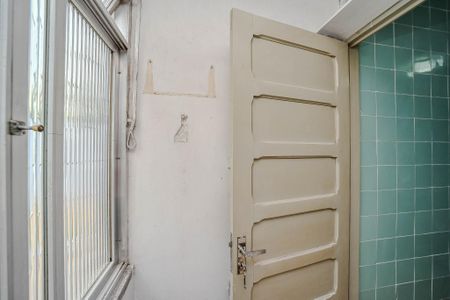 Apartamento para alugar com 74m², 2 quartos e 1 vagaÁrea de Serviço