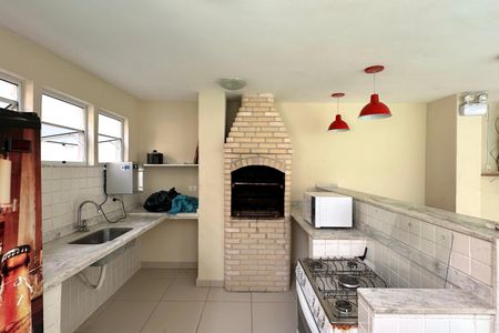 Apartamento à venda com 100m², 2 quartos e 1 vaga