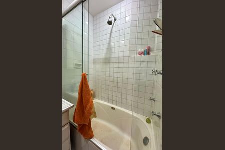 Apartamento à venda com 100m², 2 quartos e 1 vaga