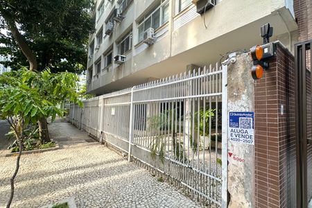 Apartamento à venda com 100m², 2 quartos e 1 vaga