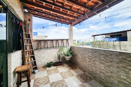 Casa à venda com 50m², 2 quartos e 2 vagasÁrea