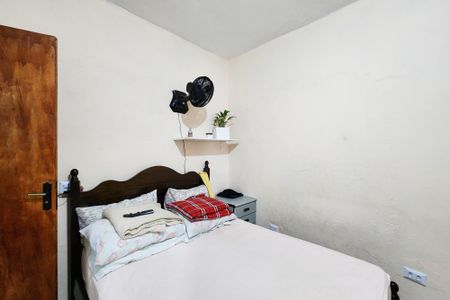 Casa à venda com 50m², 2 quartos e 2 vagasQuarto 