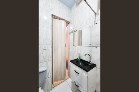 Casa à venda com 50m², 2 quartos e 2 vagasBanheiro 1