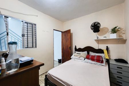 Casa à venda com 50m², 2 quartos e 2 vagasQuarto