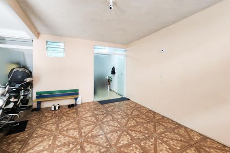 Casa à venda com 50m², 2 quartos e 2 vagasGaragem 