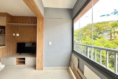 Varanda de kitnet/studio para alugar com 1 quarto, 25m² em Vila Santa Catarina, São Paulo