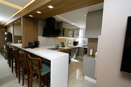 Apartamento à venda com 101m², 3 quartos e 2 vagasCozinha