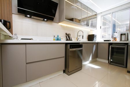 Apartamento à venda com 101m², 3 quartos e 2 vagasCozinha