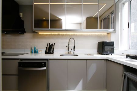 Apartamento à venda com 101m², 3 quartos e 2 vagasCozinha