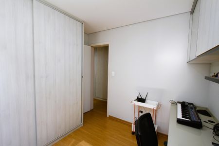 Apartamento à venda com 101m², 3 quartos e 2 vagasQuarto 3