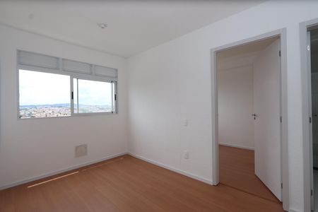 Sala de apartamento para alugar com 2 quartos, 35m² em Fazenda da Juta, São Paulo