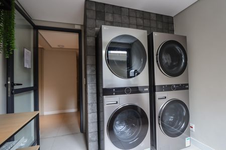 Studio à venda com 39m², 1 quarto e sem vaga Studio à venda com 39m², 1 quarto e sem vagaLavanderia