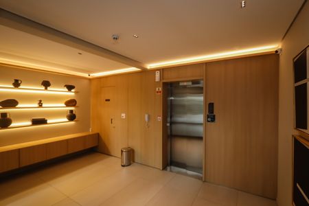 Studio à venda com 39m², 1 quarto e sem vaga Studio à venda com 39m², 1 quarto e sem vagaHall de Entrada