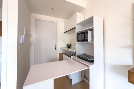 Cozinha de kitnet/studio para alugar com 1 quarto, 25m² em Chácara Inglesa, São Paulo