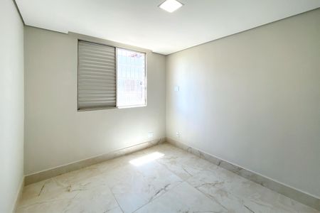 Apartamento à venda com 240m², 4 quartos e 3 vagasQuarto 3