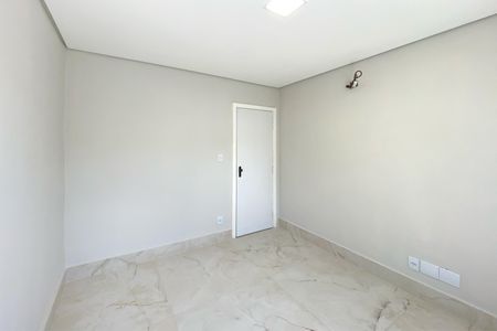 Apartamento à venda com 240m², 4 quartos e 3 vagasQuarto 3