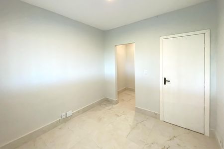 Apartamento à venda com 240m², 4 quartos e 3 vagasSuite 2