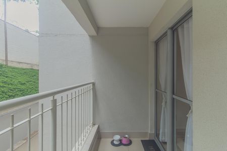 Apartamento à venda com 60m², 2 quartos e 1 vaga Apartamento à venda com 60m², 2 quartos e 1 vagaVaranda