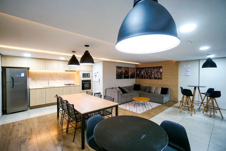 Apartamento à venda com 35m², 2 quartos e 1 vaga Apartamento à venda com 35m², 2 quartos e 1 vagaSalão de festas